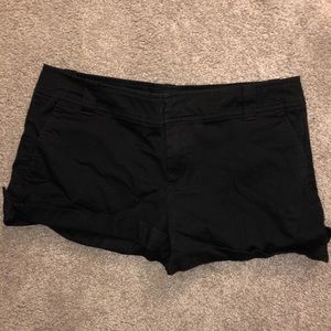 new york & company black shorts